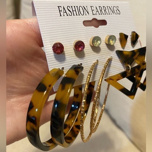 Tortoise Shell Earrings + Studs - Picture 3 of 3